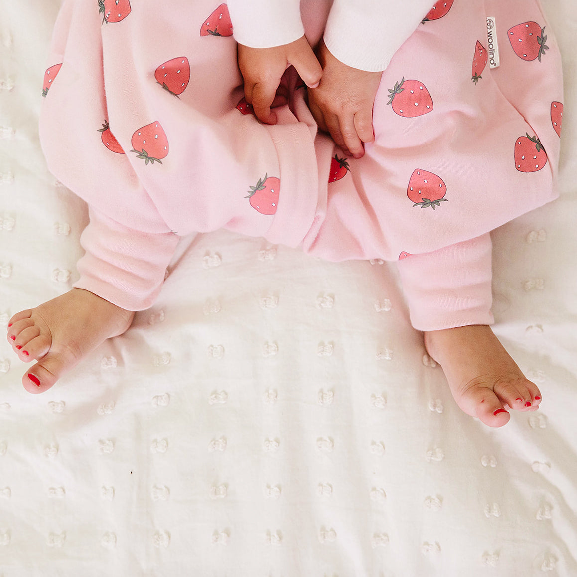 4 Season® Baby Sleep Bag with Feet, Merino Wool & Organic Cotton, Strawberry